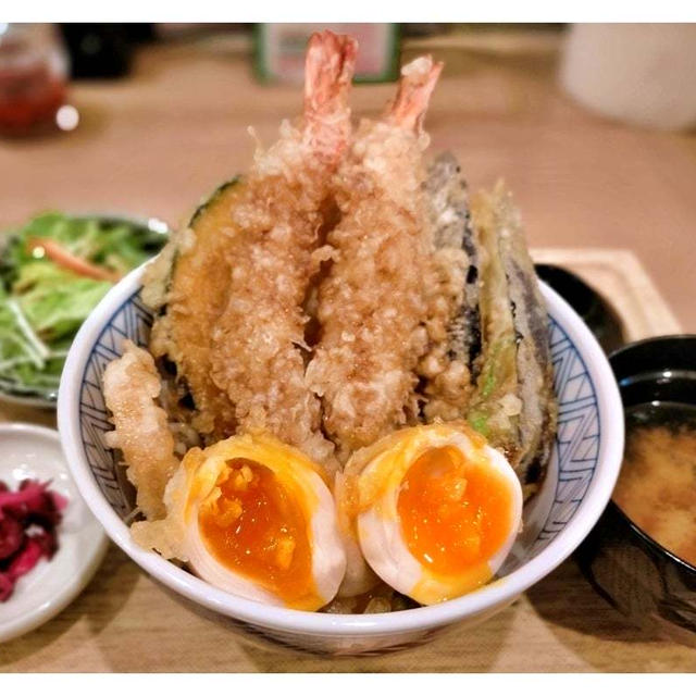 半熟卵がとろ～り♪味玉天丼「三代目 池袋じげもんとん」@池袋PARCO本館8階