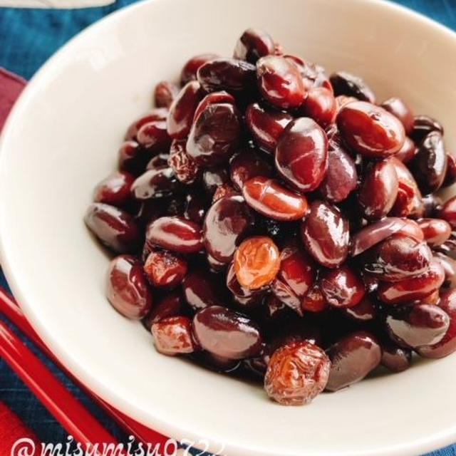 お砂糖なしレーズン黒豆(動画レシピ)/Black beans with Raisins.