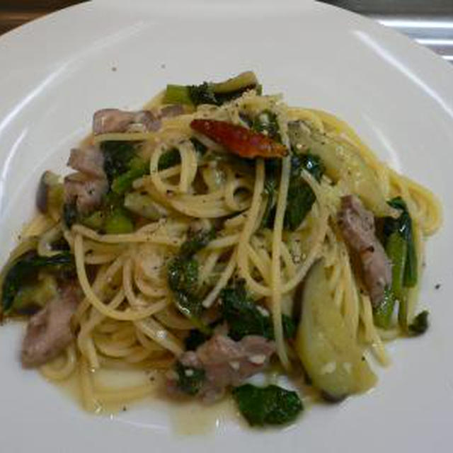 塩豚とつるむらさきのパスタ 柚子コショウ風味