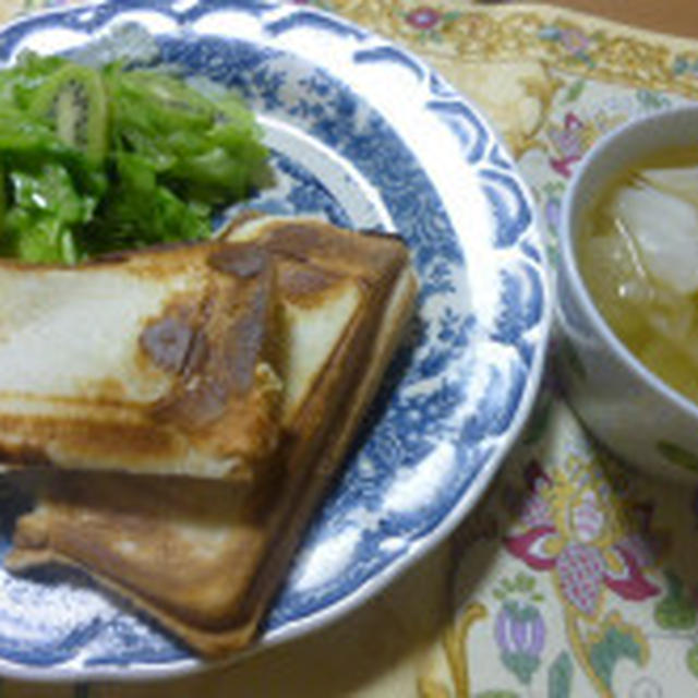 おから入りタラモサラダ♪でホットサンド★