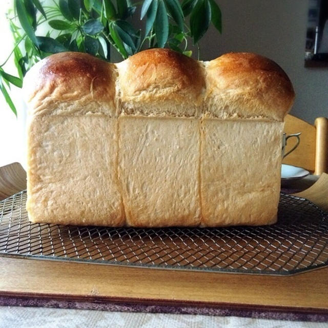 全粒粉の食パン