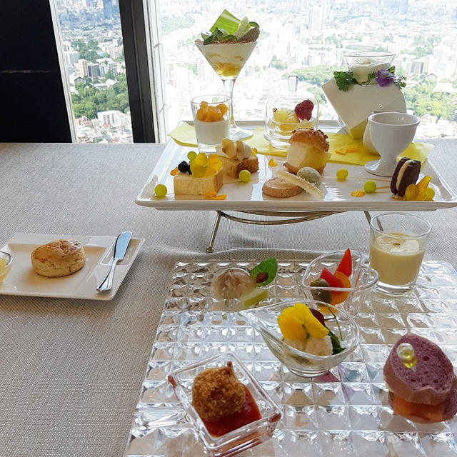 サンシャイン クルーズ・クルーズ SKY Afternoon Tea 　58階から見る東京の絶景