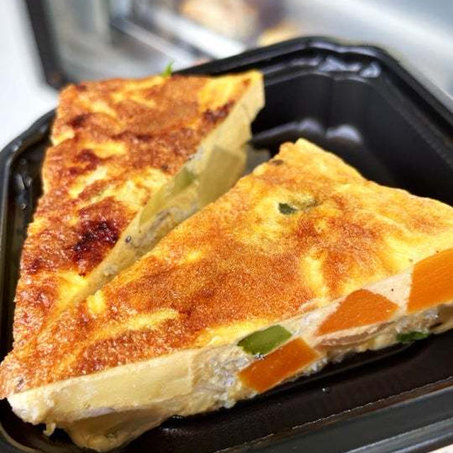 釜揚げしらすとお野菜のフリッタータ