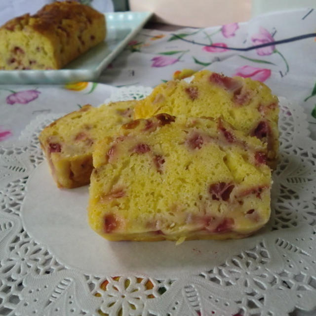 フレッシュ苺のパウンドケーキ＊今日のおやつ＊