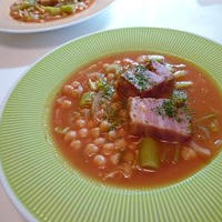 厚切りベーコンとひよこ豆のトマトシチュー★