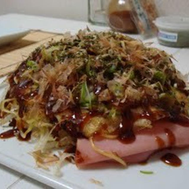 広島焼き（Japanese Pancake, Hiroshima Style）