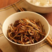 食物繊維たっぷり！パリパリシンプルごぼう