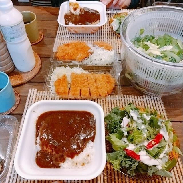 七草粥の予定がカツカレーと七草サラダε-(´∀｀; )