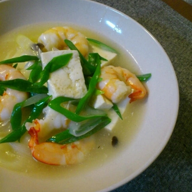 エビと豆腐の鶏ガラスープ煮