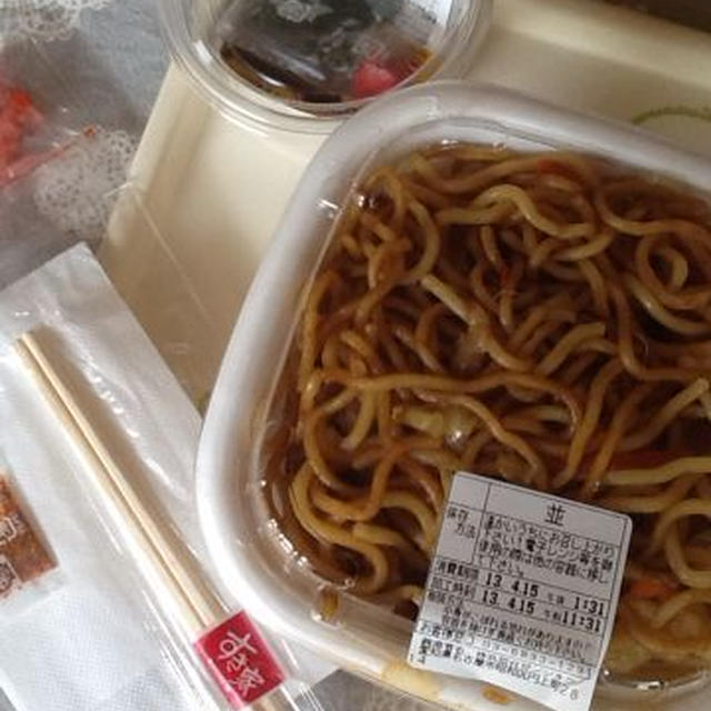 ハイカロリー、やきそば牛丼