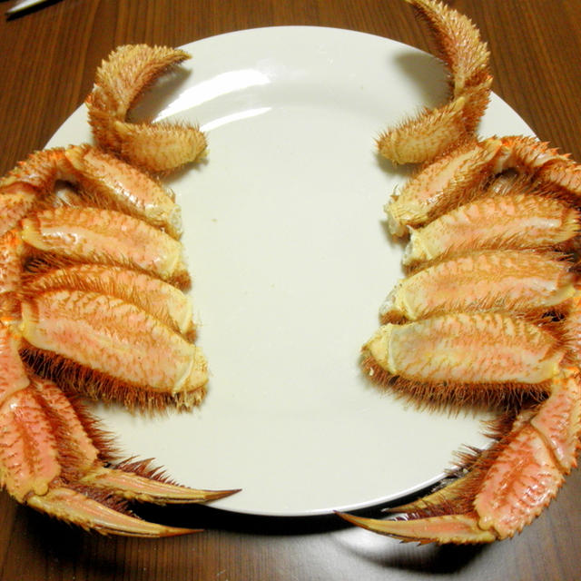 茹で蟹の食べ方