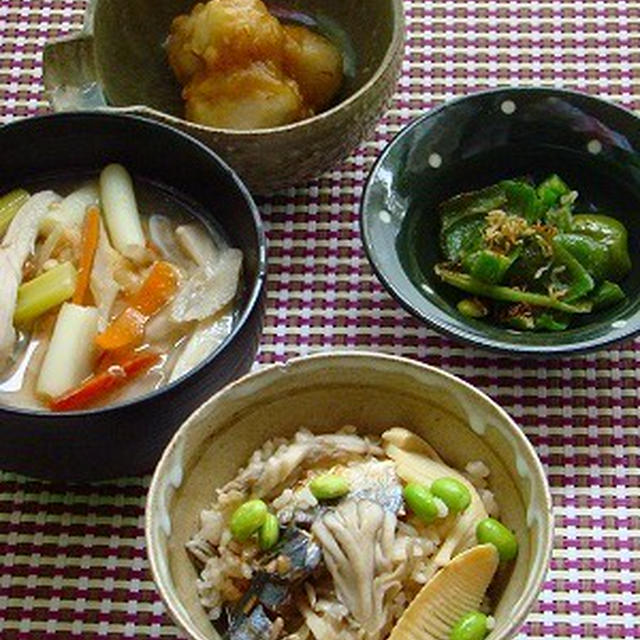 秋刀魚ごはん　里芋のゆずみそ煮　鮭入り具だくさんおみそ汁