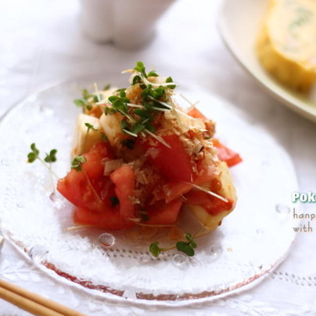 色合いが綺麗な【はんぺんとトマトの和え物】