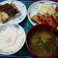 和食の日！ピーマンの鶏肉詰めと、焼き長芋とこんにゃくの豚味噌かけ。 by とりちゃんマミィさん