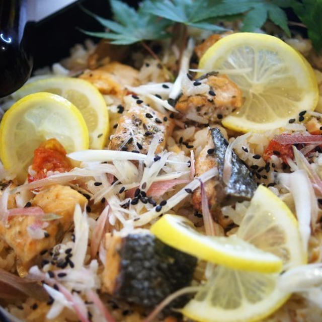 ■秋鮭モニター料理【①生秋鮭とミニトマトの　和洋折衷炊き込みご飯】