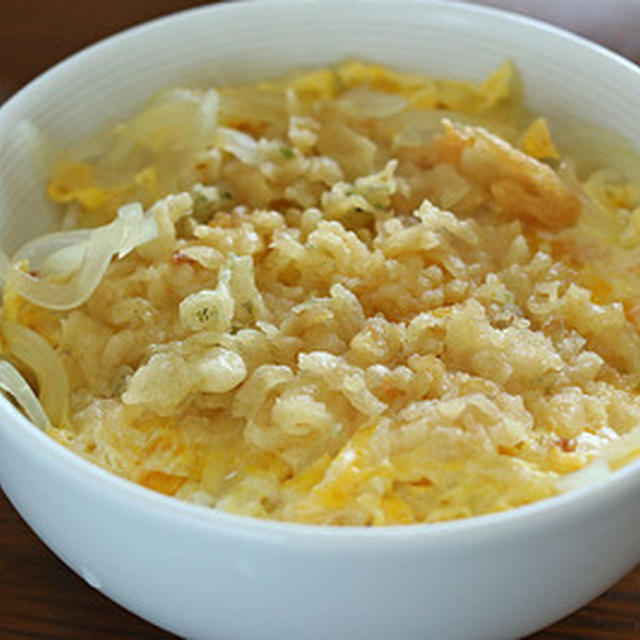 朝ごはんに「天玉丼」