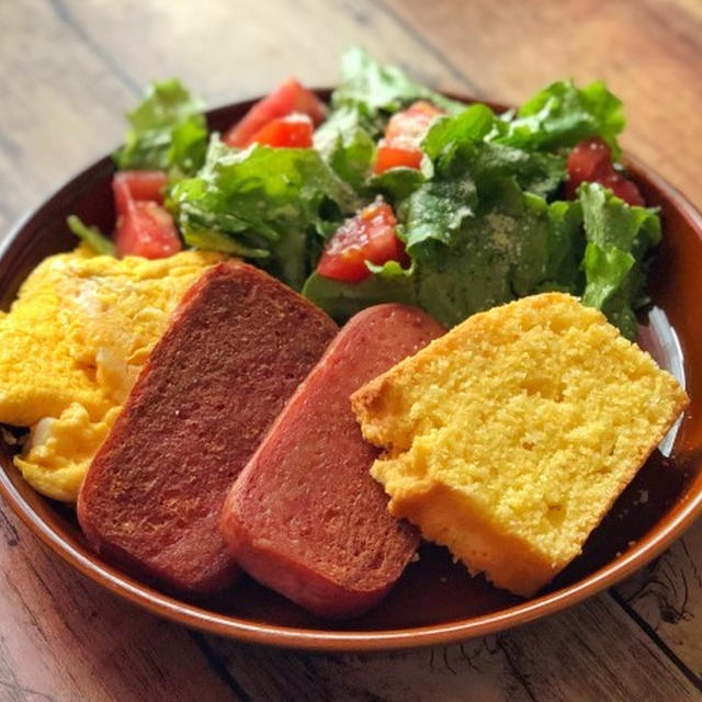 コーンブレッドでゆっくり朝ごはん