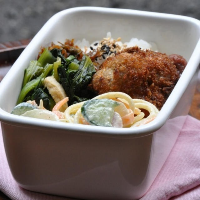 スパサラ弁当。