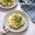 旨味たっぷり感じちゃう♡節約食材でパスタ　【カニカマと豆苗のレモンパスタ】﻿