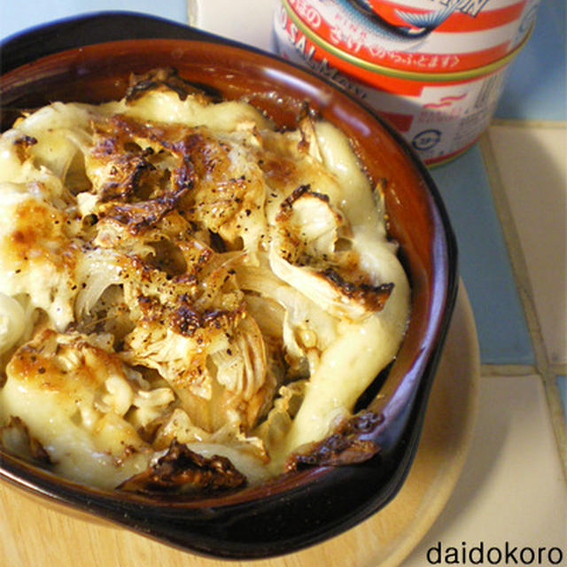 鮭の水煮缶とキャベツでマヨ焼き