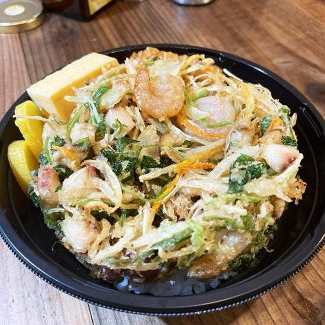どでか海鮮かき揚げ丼 〜noboru 魚武商店〜