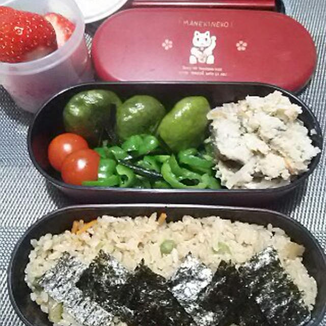 懐かしご飯を詰めてみる朝