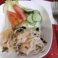 トムヤム味の春雨サラダ