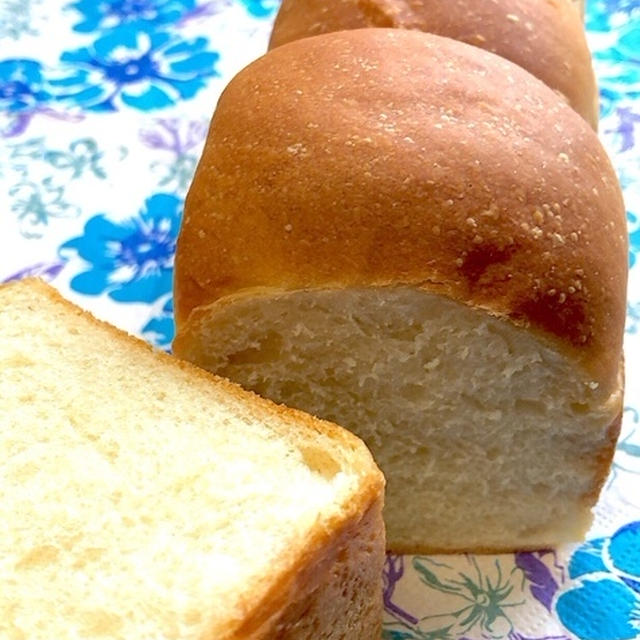 ご家族の朝食パンが作れる！「パウンド型でもちふわ生クリーム食パン作り」