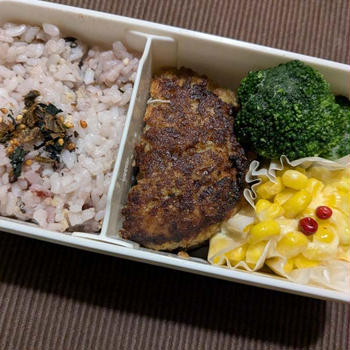 わたしのお弁当　〜懐かしのハンバーグ〜