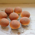辻調・製パン技術講座 – 第10課『ルントシュトック（ドイツの丸い小型パン）』 。