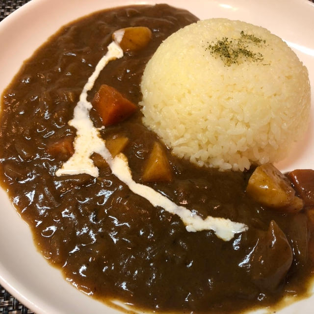 カレーライス&コロッケ&サラダ