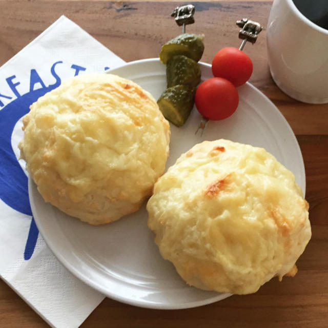 ★レシピ★朝時間.jp連載『朝から焼きたて！ぐるっと混ぜるだけで簡単「チーズプチパン」』