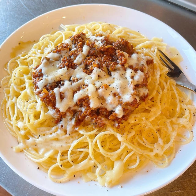 残り物をミートソースに変身させました！！