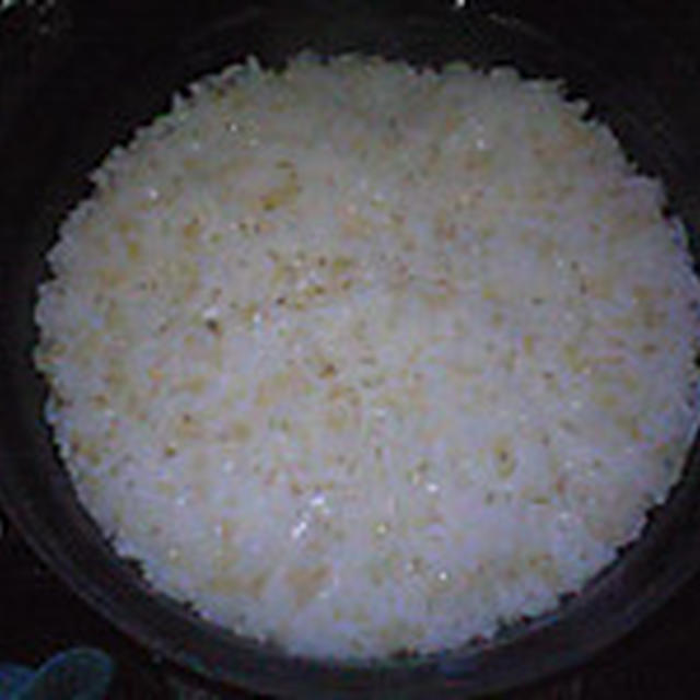 湯立てで白米（９２６）。。。北海道石狩平野雨竜町産特別栽培米ゆめぴりか・白米（あいざわ米店）と茨城県産うまかっぺコシヒカリ玄米・新米（あいざわ米店）