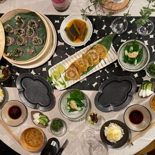 十六ささげの肉巻き蒸しとエビ蓮根とかの夜ごはん