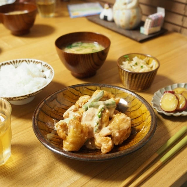 鶏とアスパラのマヨネーズソースごはん