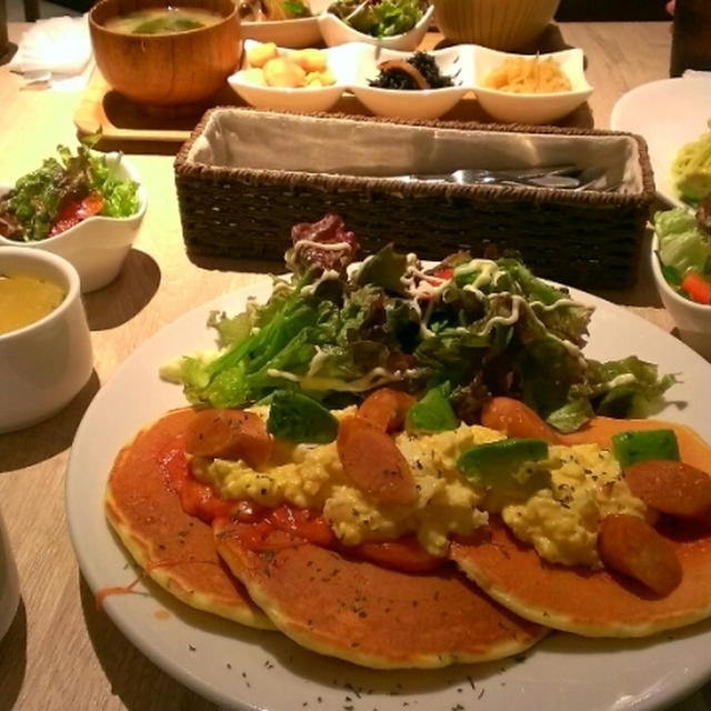 ＊カフェ アンド@なんば＊