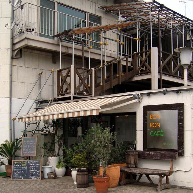 お茶タイムは出町柳ボンボンカフェで♪