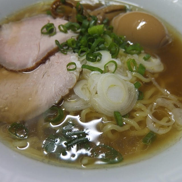 手羽出汁のあっさり醤油ラーメン