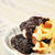 バター控えめ　全粒粉入りの　ベルギーワッフル ＆ オレンジピール入りホットチョコレート　＆　超手抜き★とろけるトリュフ