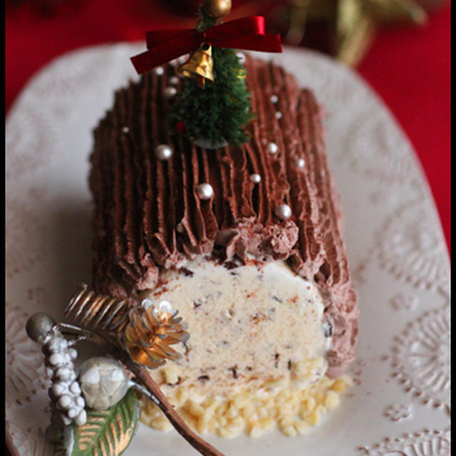 クリスマスに♪すぐに出来る！ブッシュドノエル風アイスケーキ