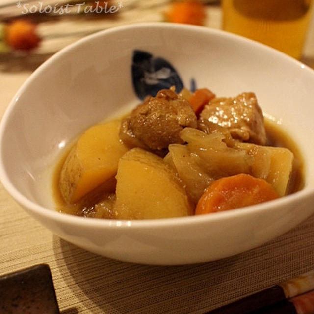 STAUBオーブン煮でこっくり美味し❤ 鶏肉で作る肉じゃが