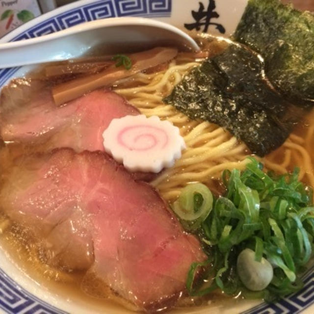 【荏原中延】井田商店　見た目よりもまろやかな醤油ラーメンのスープ