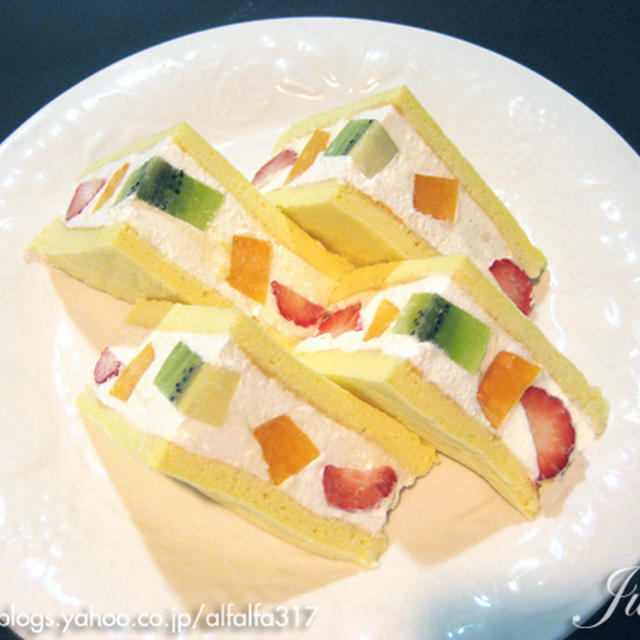 フルーツサンド風ケーキ・レシピ