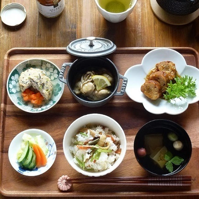 牡蠣の蒸し焼きで一汁三菜ごはんと、嬉しい贈り物♪