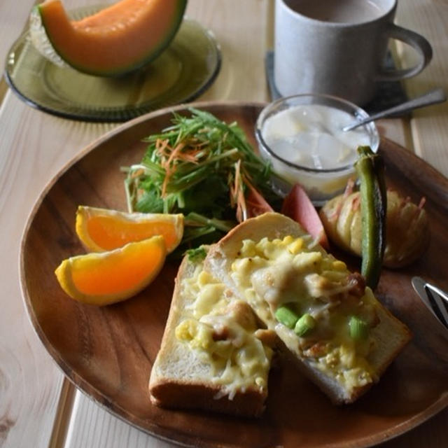 照り玉ピザトーストde朝ごはん♪