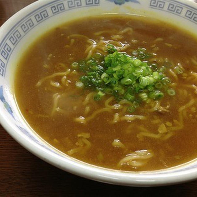 蒸し鶏のゆで汁利用で「麻婆カレーラーメン」