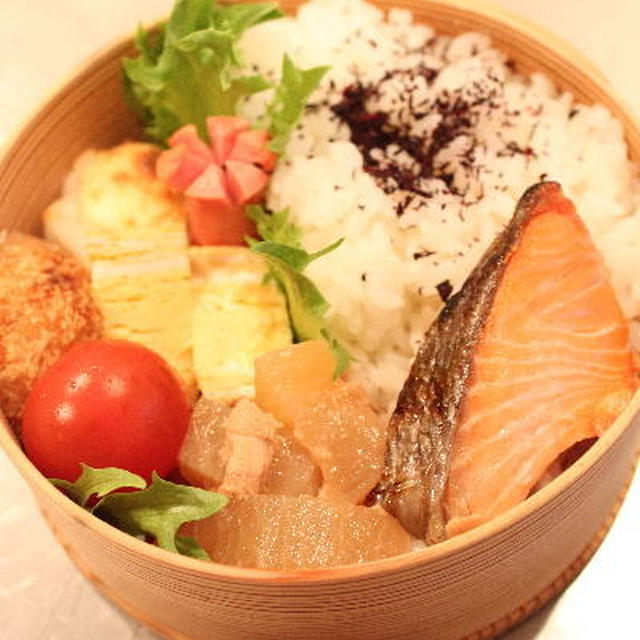 自分弁当と娘の部活弁当