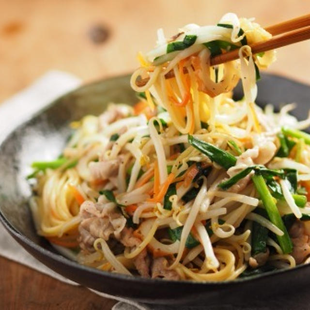 シャンタンで焼きそばパスタ