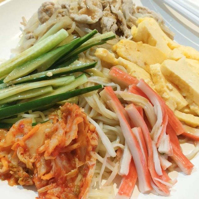 お義父さんお気に入りの羊羹お取り寄せ( *´艸｀)今夜は夫作の冷やし中華＾＾